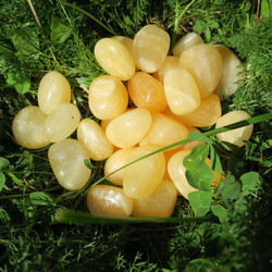 Kalsiitti, keltainen rumpuhiottu 15-20g Orangecalcite Brasilia