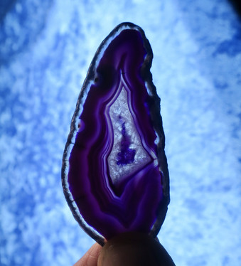 Akaattilevy violetti 70x33mm siivu LD