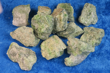 Diopsidi raaka vihreä  20-25g Meksiko