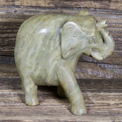 Kivieläin norsu agalmatoliitti 890g elefantti nro62