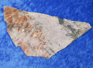 Aurinkokivi raaka 77g 117x55x11mm Hi138b Norja
