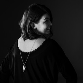 Lovella-riipus, iso