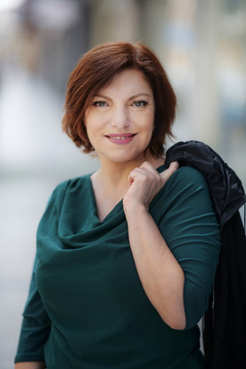 kirjailija Alena Mornštajnová