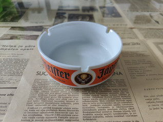 Jägermeister pyöreä tuhkakuppi