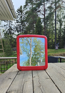 Retro punainen peili Finn Mirror