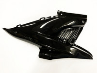 TNT z-kate (oikea), musta, Yamaha Aerox <-12