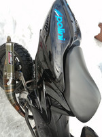 TNT takakate (oikea), metallinhohto musta, Yamaha Aerox <-12