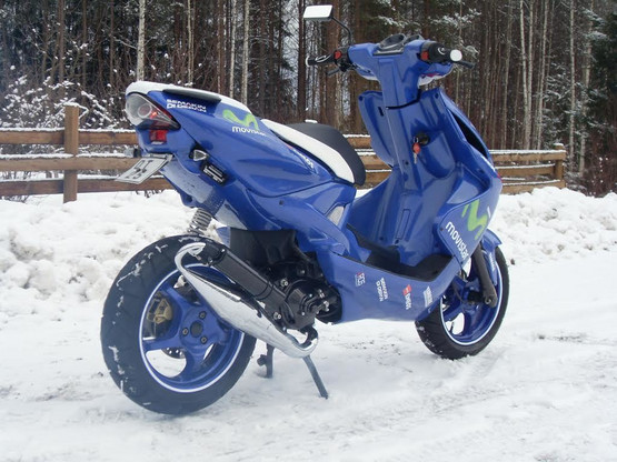 Lexus takavalo, Yamaha Aerox <-12