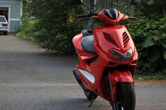 Etuvasen vilkunkupu smoke, Yamaha Aerox <-12