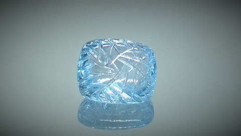 Käsin hiottu tyyny hiontainen topaasi, sky blue