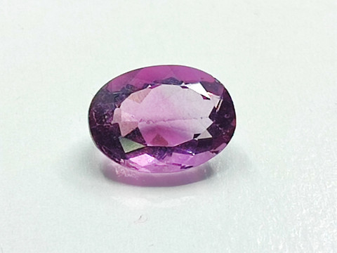 Fluoriitti 14mm / 7,3ct kuvallisella aitoustodistuksella