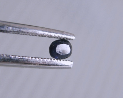 2kpl safiiria 3 x 4mm , 3.9e