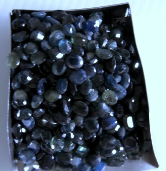 2kpl safiiria noin 4 x 5mm , 5.95e