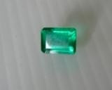 Smaragdin värinen quartz