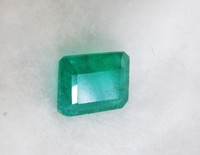 Smaragdin värinen quartz 2,6ct