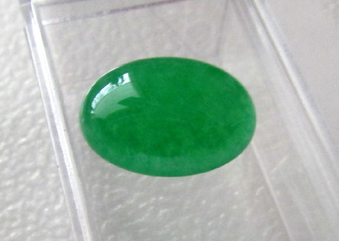 kalsedoni , imperial green