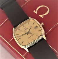 Omega harvinainen 14ct kultakello  , keskikoko huollettuna