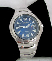 Seiko uutta vastaavassa kunnossa