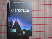 Varjonmanaaja, C.P. Taylor