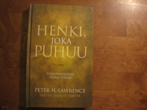 Henki, joka puhuu, Peter H. Lawrence d2