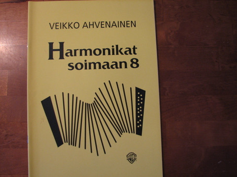 Harmonikat soimaan 8, Veikko Ahvenainen
