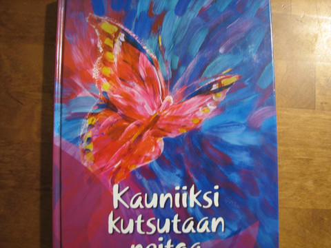 Kauniiksi kutsutaan neitoa, naisten lauluja, Kristiina Aatsinki ym.