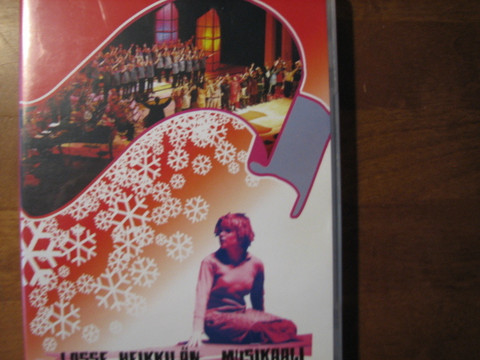 Joulun sankari, musikaali, Lasse Heikkilä, DVD