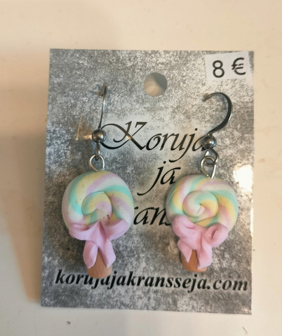 Mini vaahtistikkari korvakoru