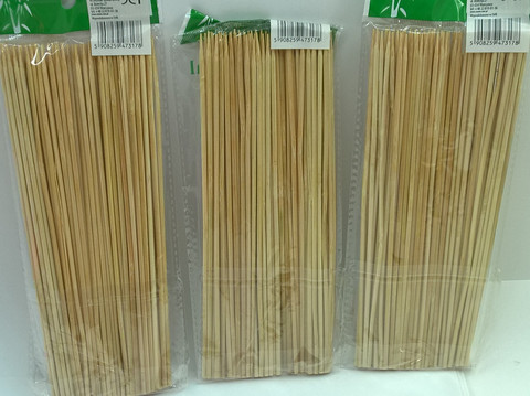 Saslik/Grilli/Puutikkupussi 12 pussia a,0,39€ pussi