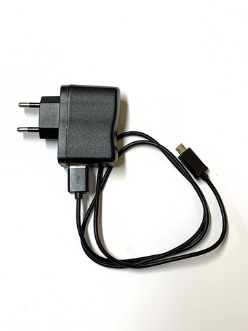 Puhelimen laturi C-liitin 9kpl 1,90€