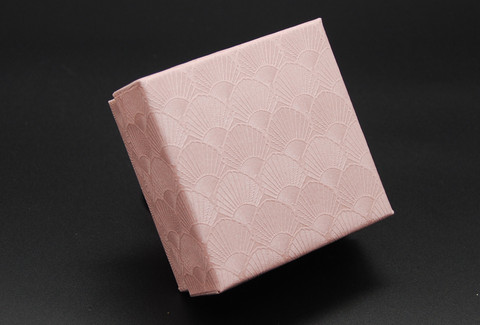 Korujen myyntikotelo Pinkki 10kpl 4,90€ 0,49€ kpl