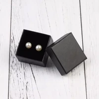 Lahja kotelo Musta  10kpl 0,39€ kpl 7*7*3Cm