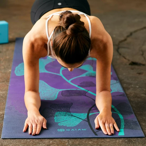 Gaiam Yoga Block-Strap Combo in Black