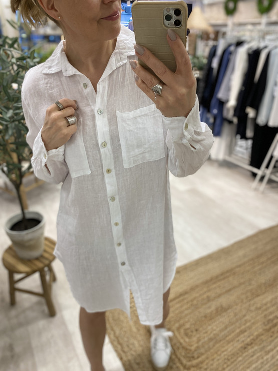 JASMINE PELLAVATUNIKA VALKOINEN
