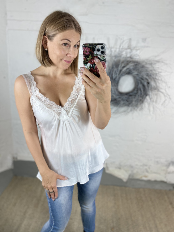 MARILYN TOPPI VALKOINEN