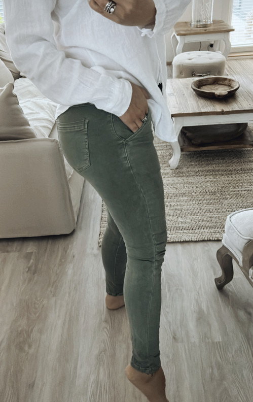 JOGGER PANTS OLIIVI