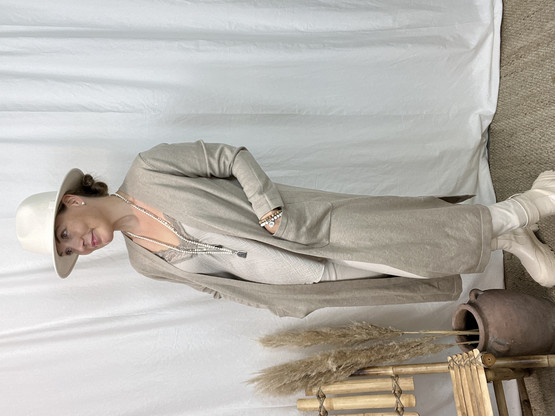 LEONIE NEULETAKKI BEIGE