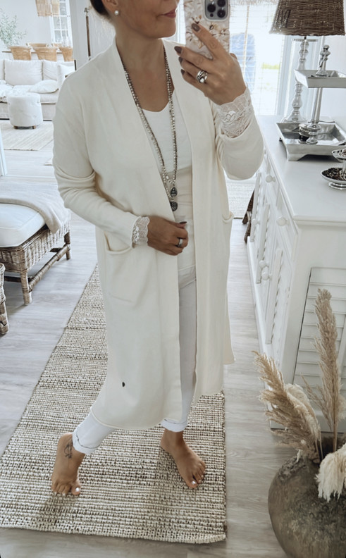 SHIRLEY NEULETAKKI OFF WHITE