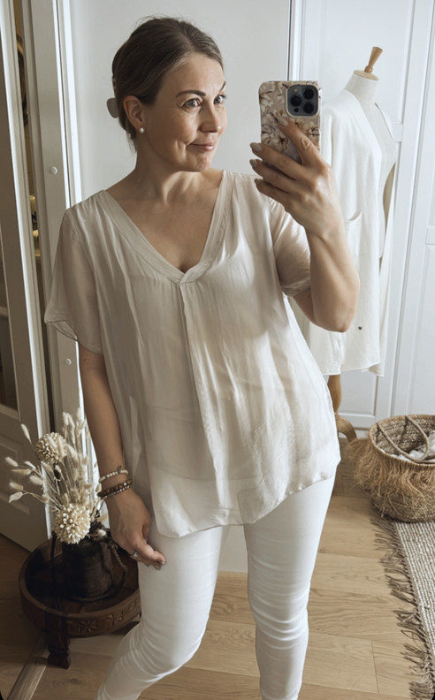 CLARISSA SILKKIPUSERO BEIGE