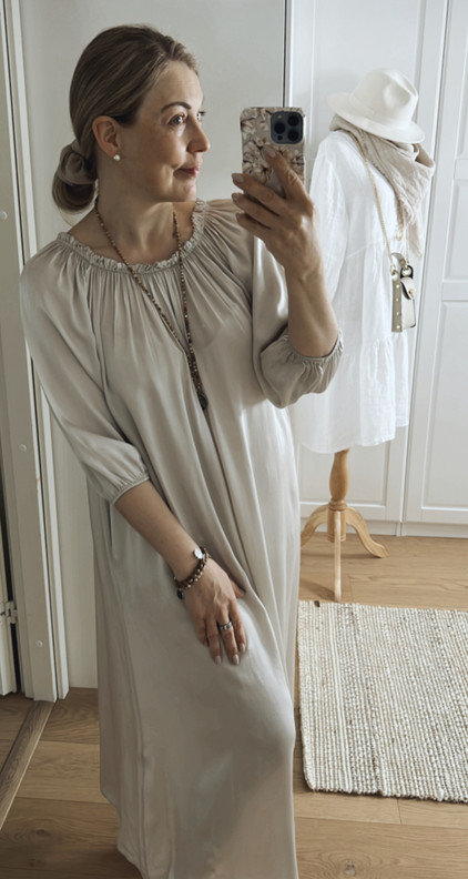 SUSIE SILKKI-VISKOOSIMEKKO BEIGE