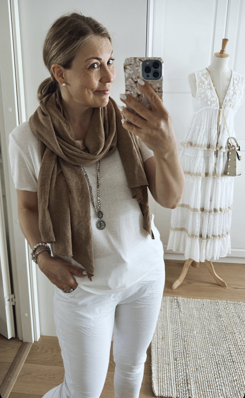 FANNY PELLAVAHUIVI KAMELI