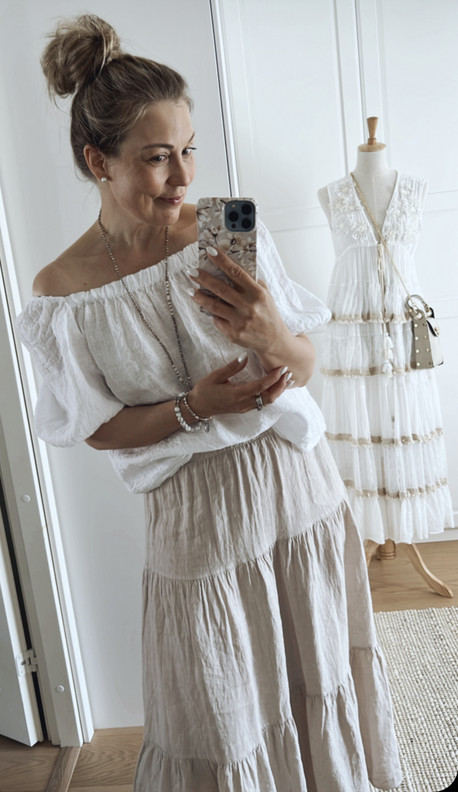RITA PELLAVAPUSERO VALKOINEN