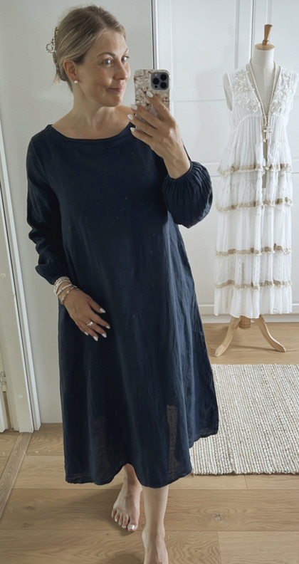 ODESSA PELLAVAMEKKO NAVY