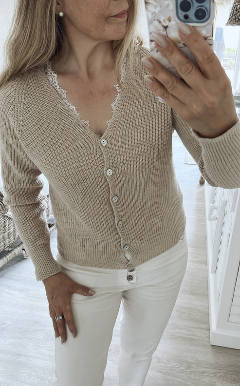 IRINA NEULETAKKI BEIGE