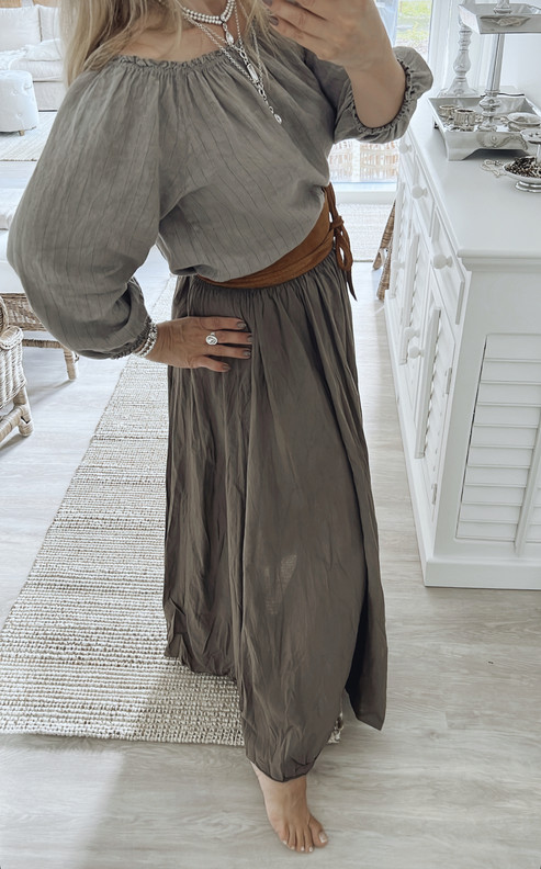 FARAH PUUVILLAHAME TAUPE