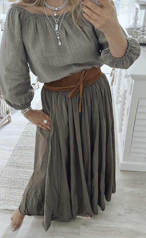 FARAH PUUVILLAHAME TAUPE