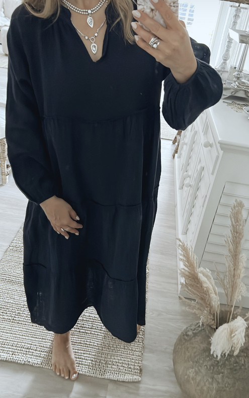 ISADORA PELLAVAMEKKO NAVY