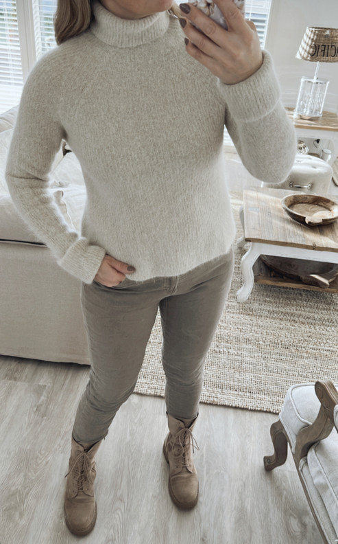 SIENNA ALPAKKAPOOLO BEIGE