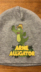 Arne Alligator mössa Baby (grå, på svenska 