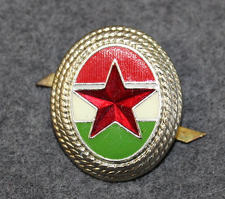 Hungarian Army, cap badge. Red Star